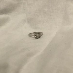 Sterling Silver Ring with Stimulated Diamonds Sz 7